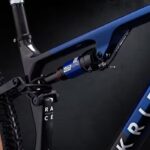 Bicicleta de montaña RACE 940 S LTD con suspensión total y cuadro de carbono XC, color azul – Image 16
