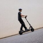 Patinete eléctrico Segway Ninebot Max G3 D 20km/h 80km de autonomía 500W suspensión doble Negro/Gris – Image 3